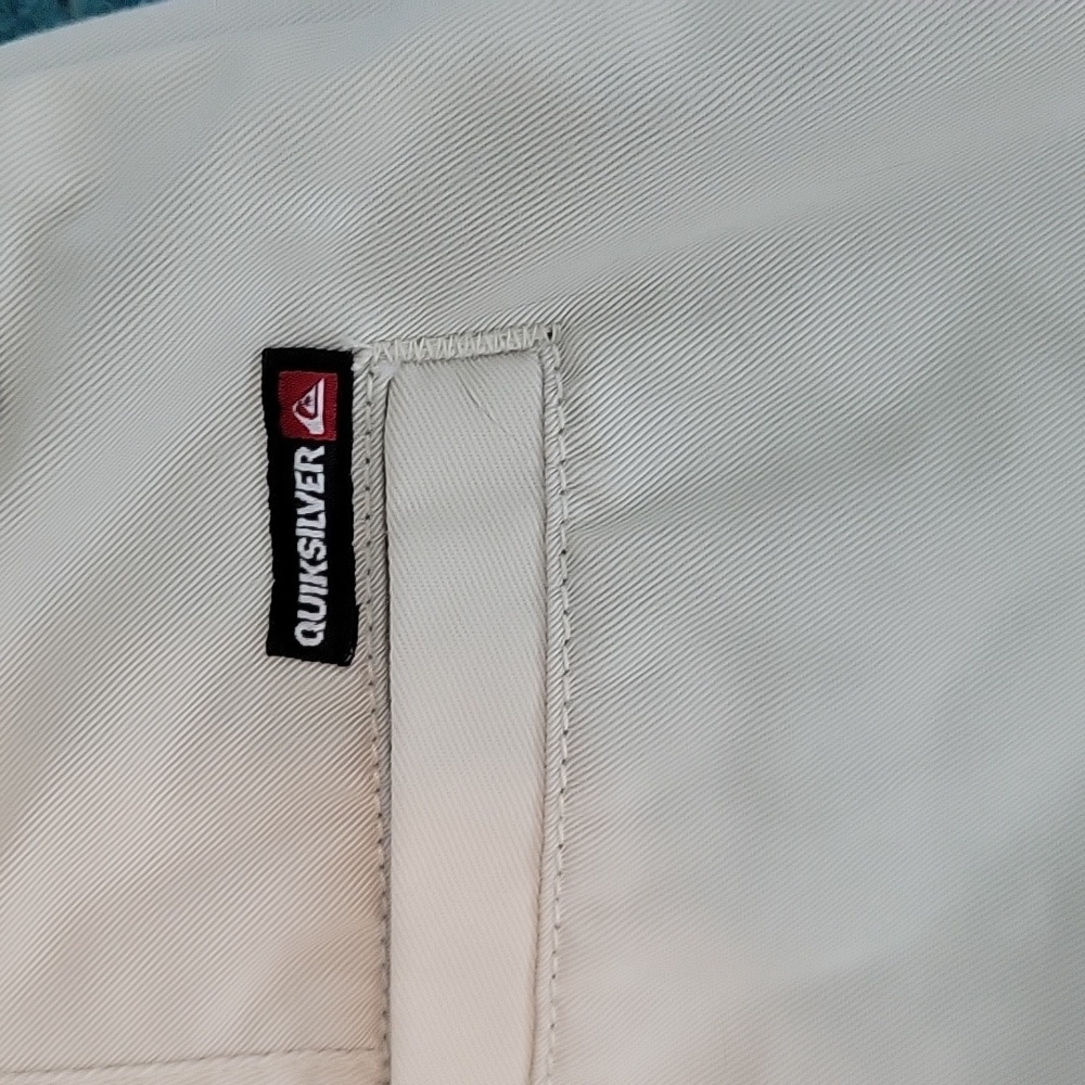 Quicksilver shorts - Picture 7 of 7